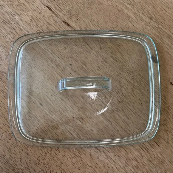 Pyrex Clear Glass Lid with Handle #17 - replacement Lid - Picture 1 of 5